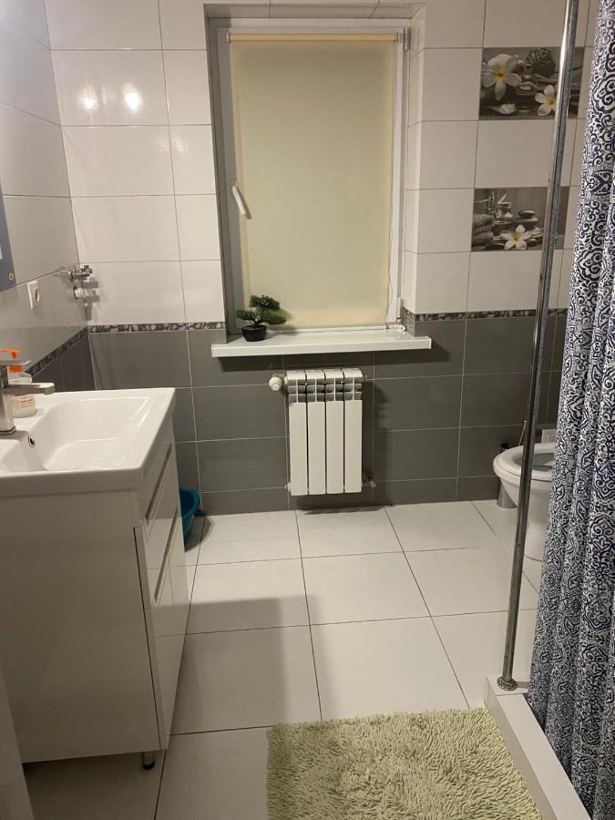 Guest House Olzhycha 45 Б Kiev Dış mekan fotoğraf