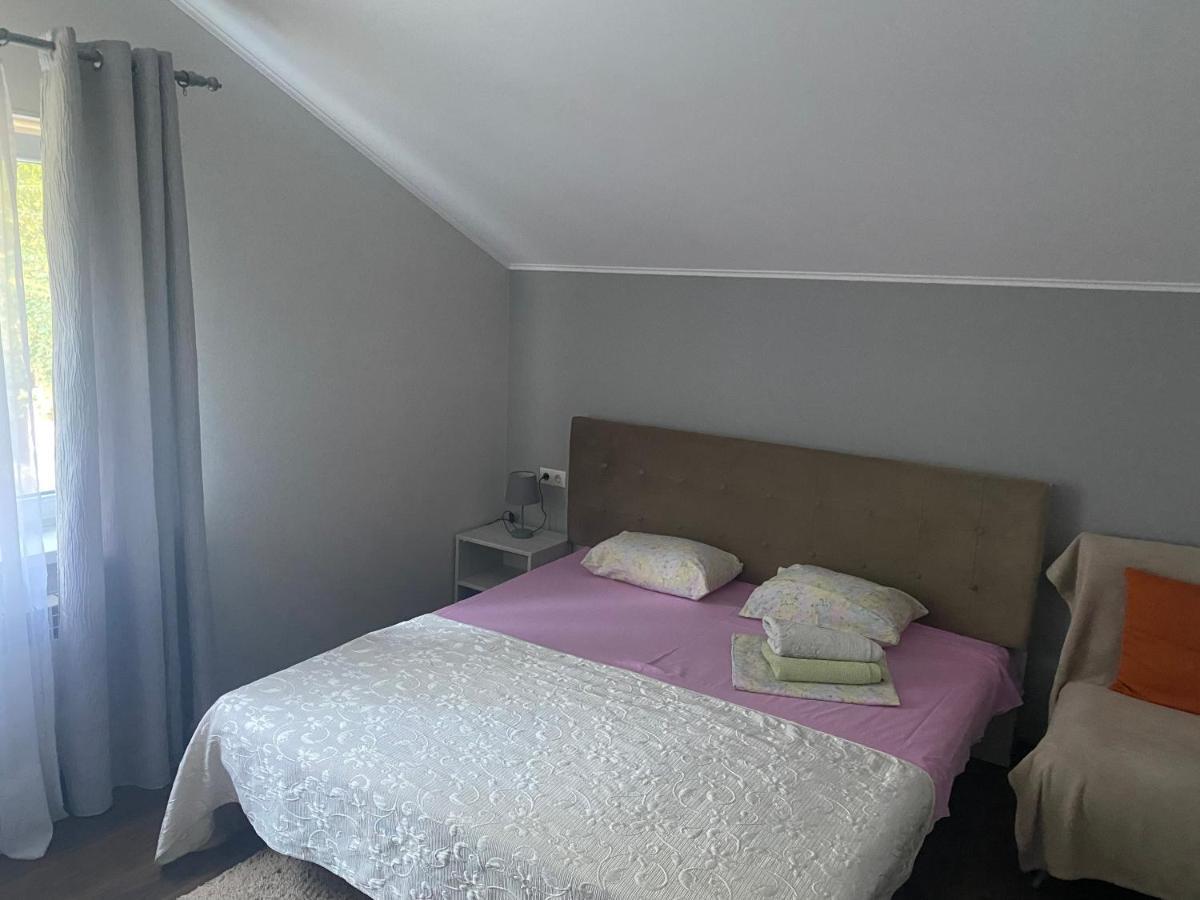 Guest House Olzhycha 45 Б Kiev Dış mekan fotoğraf