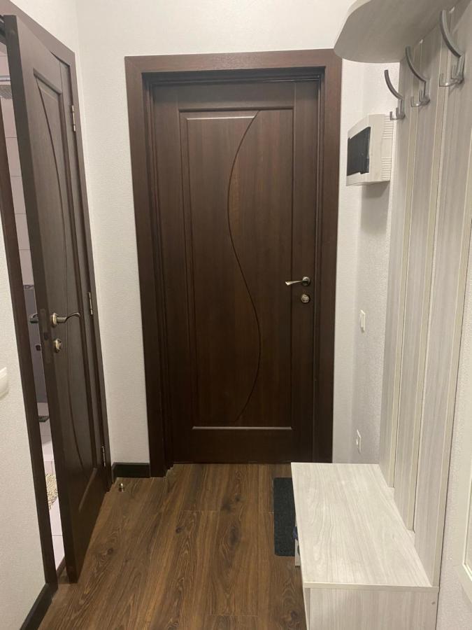Guest House Olzhycha 45 Б Kiev Dış mekan fotoğraf